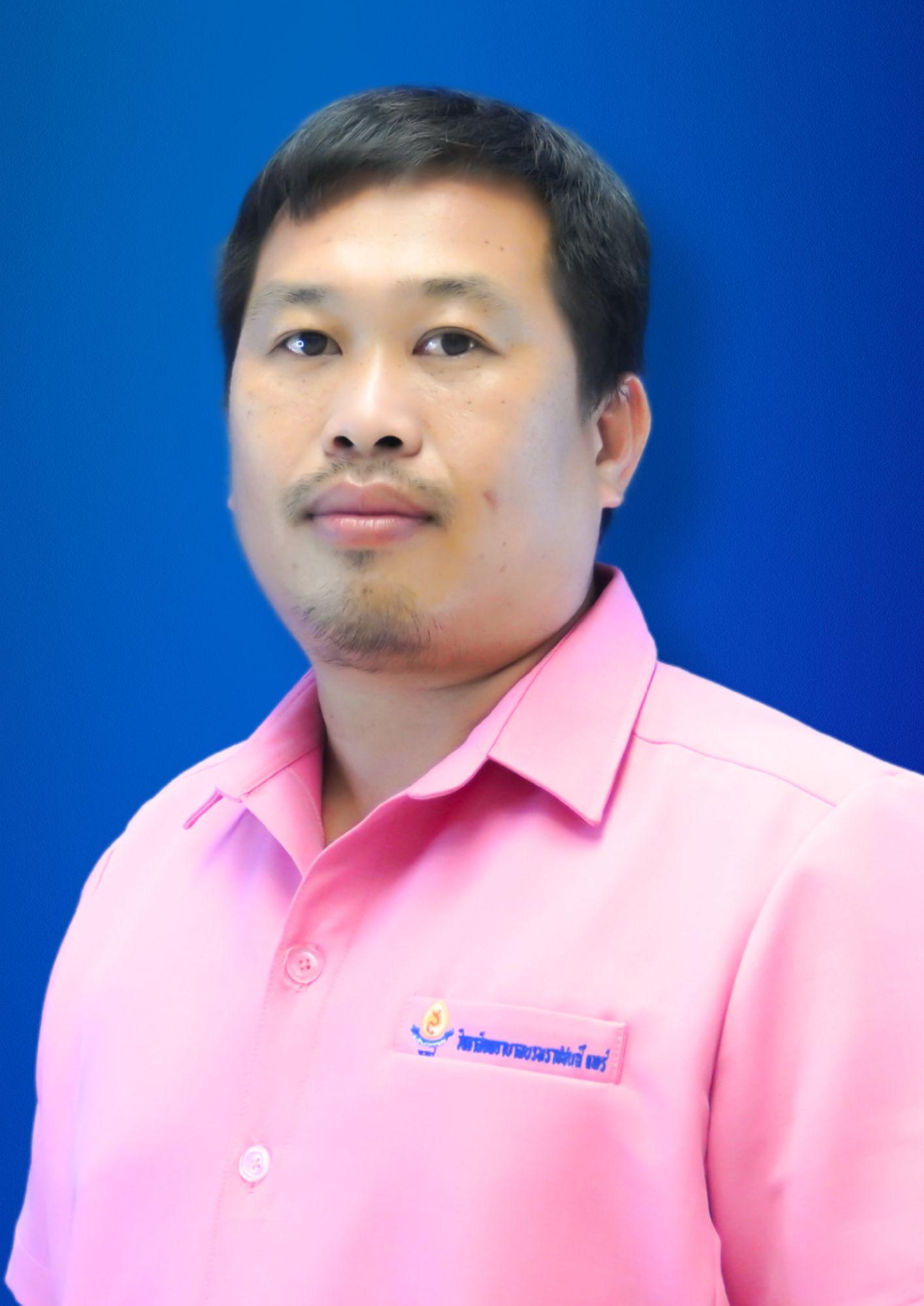 นายอนุวัตร์ กองหิน